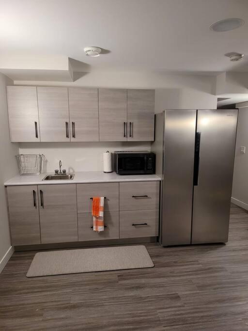 Luxury One Bedroom Winnipeg Ngoại thất bức ảnh