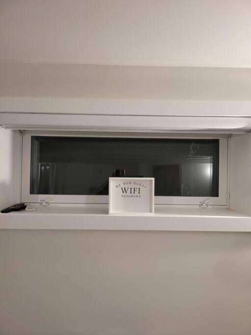 Luxury One Bedroom Winnipeg Ngoại thất bức ảnh